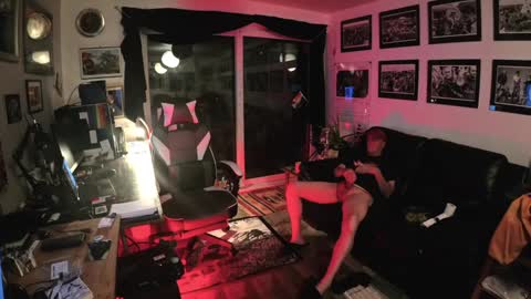 dopeleaf2 online show from December 22, 2024, 9:53 pm