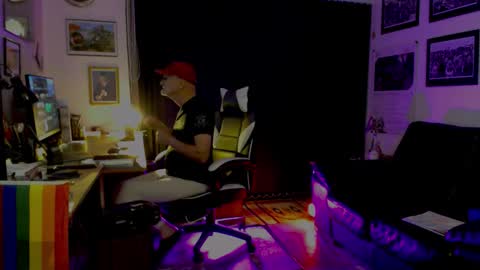 dopeleaf2 online show from September 13, 2025, 8:41 pm