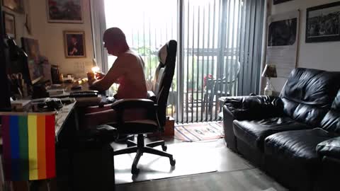 dopeleaf2 online show from October 16, 2025, 8:37 am