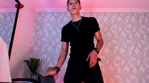 Snapshot of dorian_mystery chatting on December 5, 2024, 7:16 am dorian_mystery online show from December 5, 2024, 7:16 am