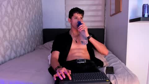 Snapshot of dorian_mystery chatting on February 14, 2025, 3:22 am dorian_mystery online show from February 14, 2025, 3:22 am