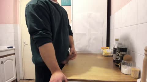 Snapshot of doriancretu95 chatting on December 18, 2024, 7:47 am menu below online show from December 18, 2024, 7:47 am