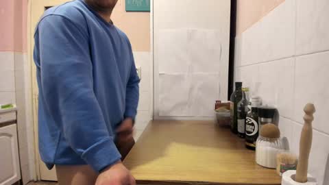 Snapshot of doriancretu95 chatting on January 17, 2025, 9:50 pm menu below online show from January 17, 2025, 9:50 pm