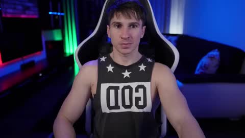 Dorian Reyes online show from February 9, 2025, 10:43 pm