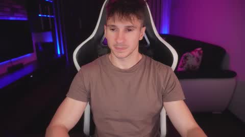 Dorian Reyes online show from September 11, 2025, 9:04 pm