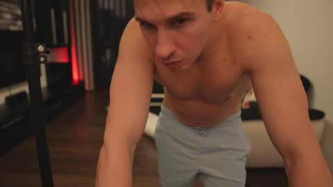 Dorian Reyes online show from February 5, 2026, 12:26 am