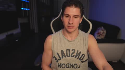 Dorian Reyes online show from March 8, 2026, 2:04 am