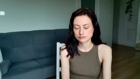 Snapshot of dormineaa chatting on July 2, 2026, 5:13 am dormineaa online show from July 2, 2026, 5:13 am