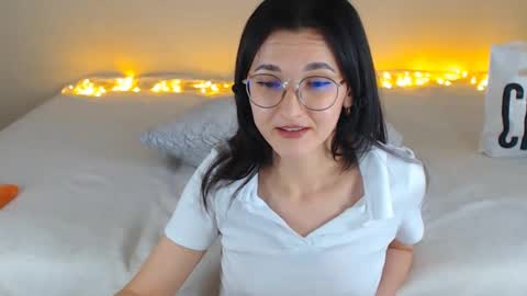 Snapshot of dorotty_ chatting on December 5, 2024, 4:42 am Your Dorotty online show from December 5, 2024, 4:42 am