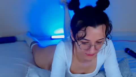 Snapshot of dorotty_ chatting on September 25, 2025, 12:58 am Your Dorotty online show from September 25, 2025, 12:58 am