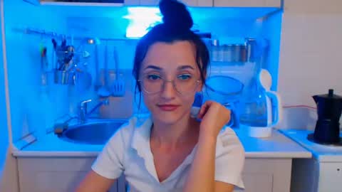 Snapshot of dorotty_ chatting on September 28, 2025, 4:07 am Your Dorotty online show from September 28, 2025, 4:07 am