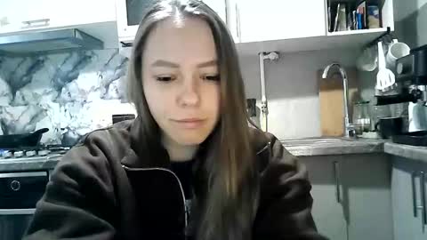 Dorrie Ann online show from October 17, 2025, 6:27 am