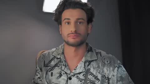 Keen online show from February 8, 2025, 11:45 pm