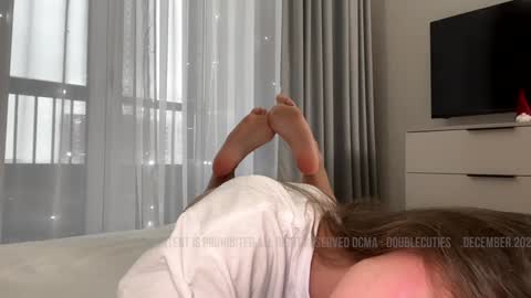 Lana  Eva  dont forget to give us a thumb up online show from December 29, 2024, 5:21 am