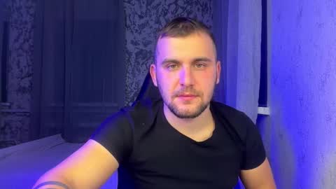 douglas_666 online show from December 3, 2025, 9:13 pm