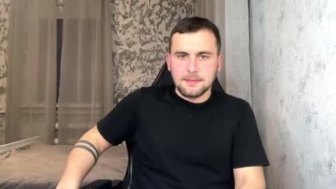 douglas_666 online show from April 15, 2026, 6:37 pm