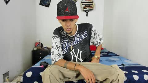 Snapshot of douglas_gallegos chatting on January 21, 2025, 1:50 am douglas_gallegos online show from January 21, 2025, 1:50 am