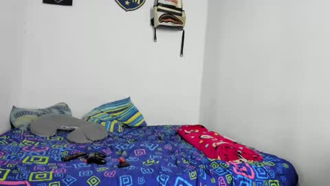 Snapshot of douglas_gallegos chatting on October 27, 2025, 2:59 am douglas_gallegos online show from October 27, 2025, 2:59 am