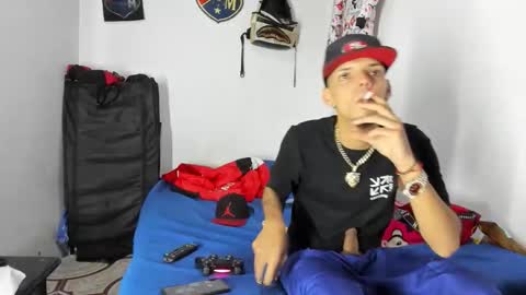 douglas_gallegos online show from February 9, 2026, 10:25 pm