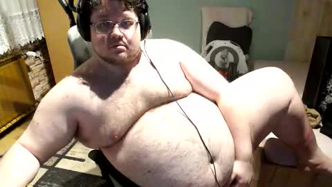 dovahkaat online show from April 17, 2026, 9:07 pm