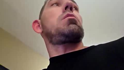 Snapshot of down2fuckyobitch chatting on October 19, 2025, 3:56 pm down2fuckyobitch online show from October 19, 2025, 3:56 pm