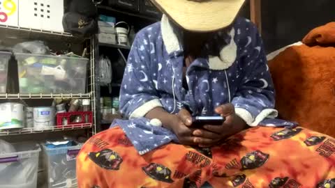 MrPirated online show from March 8, 2025, 9:39 am