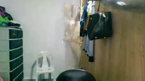 Snapshot of dragonlady402 chatting on February 24, 2026, 2:26 pm Dragon Lady online show from February 24, 2026, 2:26 pm