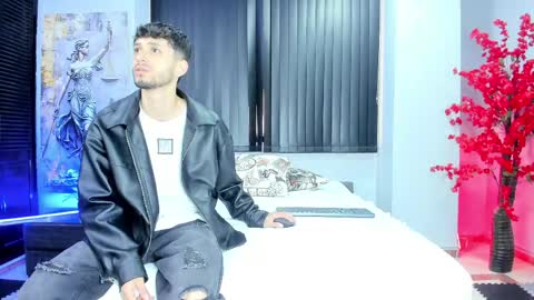 Snapshot of drake_and_zara chatting on April 17, 2026, 12:52 pm Drake and Zara online show from April 17, 2026, 12:52 pm