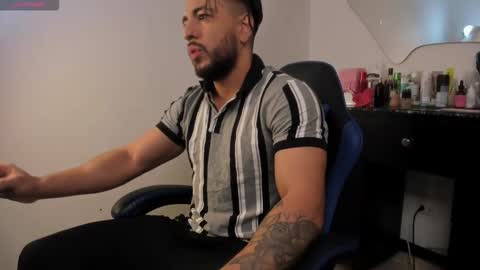 Snapshot of drake_jackson11 chatting on December 2, 2025, 11:04 am drake jackson11 online show from December 2, 2025, 11:04 am