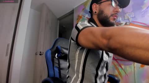 Snapshot of drake_jackson11 chatting on December 23, 2025, 11:08 am drake jackson11 online show from December 23, 2025, 11:08 am