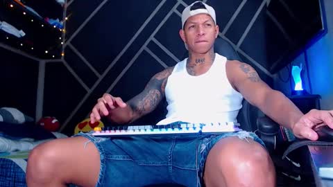 Drake online show from October 14, 2025, 3:18 am