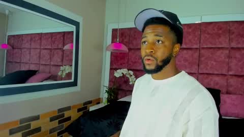 Snapshot of drake_nassir4 chatting on December 9, 2024, 12:12 am ---Drake--- online show from December 9, 2024, 12:12 am