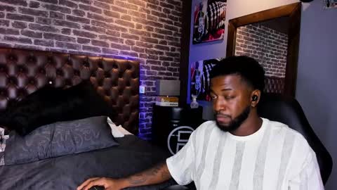 Snapshot of drake_nassir4 chatting on December 16, 2024, 8:58 pm ---Drake--- online show from December 16, 2024, 8:58 pm