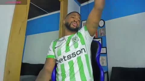 Snapshot of drake_nassir4 chatting on September 9, 2025, 2:27 pm ---Drake--- online show from September 9, 2025, 2:27 pm