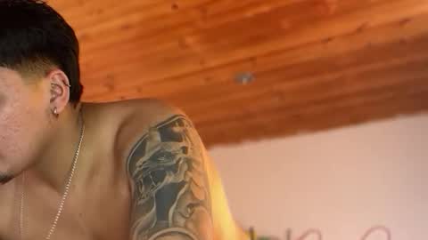 Snapshot of drakenn_ chatting on February 26, 2026, 4:39 pm drakeeee online show from February 26, 2026, 4:39 pm