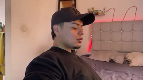 Snapshot of drakenn_ chatting on March 30, 2026, 3:13 pm drakeeee online show from March 30, 2026, 3:13 pm