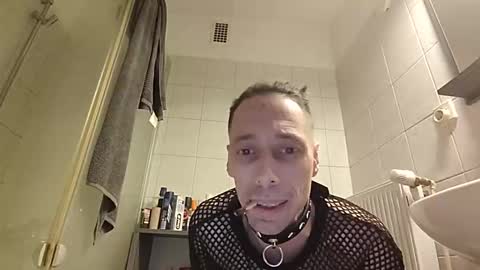 Snapshot of drako198 chatting on April 8, 2026, 11:27 pm drako198 online show from April 8, 2026, 11:27 pm