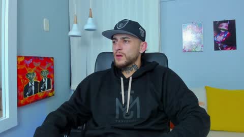 Snapshot of drako_lamar chatting on January 21, 2025, 12:29 pm Drako online show from January 21, 2025, 12:29 pm