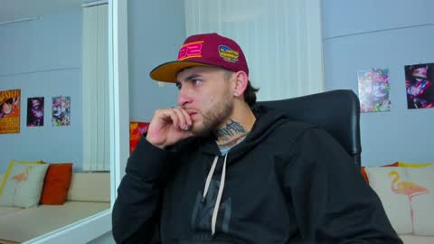 Snapshot of drako_lamar chatting on February 4, 2025, 12:22 pm Drako online show from February 4, 2025, 12:22 pm