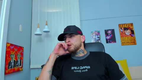 Snapshot of drako_lamar chatting on February 14, 2025, 6:40 pm Drako online show from February 14, 2025, 6:40 pm