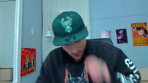 Snapshot of drako_lamar chatting on February 24, 2025, 12:26 pm Drako online show from February 24, 2025, 12:26 pm