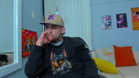 Snapshot of drako_lamar chatting on March 5, 2025, 5:08 pm Drako online show from March 5, 2025, 5:08 pm