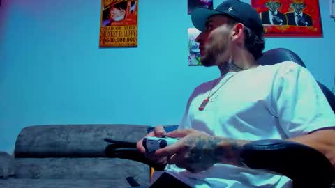 Snapshot of drako_lamar chatting on October 14, 2025, 2:12 am Drako online show from October 14, 2025, 2:12 am