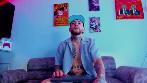 Snapshot of drako_lamar chatting on November 7, 2025, 3:45 pm Drako online show from November 7, 2025, 3:45 pm