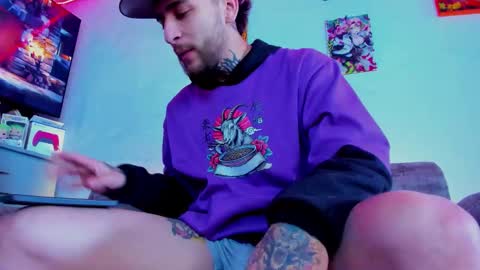 Snapshot of drako_lamar chatting on November 8, 2025, 2:06 pm Drako online show from November 8, 2025, 2:06 pm