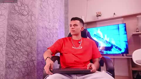 Snapshot of drakostone chatting on April 17, 2026, 8:34 pm Drako online show from April 17, 2026, 8:34 pm
