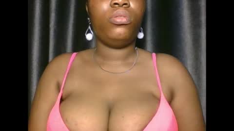 Snapshot of dramadoll_ chatting on November 2, 2025, 11:07 pm dramadoll_ online show from November 2, 2025, 11:07 pm