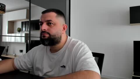 Draven A online show from March 6, 2025, 9:47 am