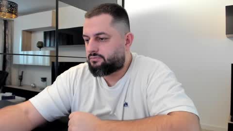 Draven A online show from March 8, 2025, 3:02 pm