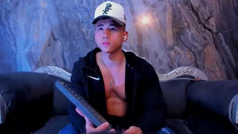 Snapshot of draven_marceaux chatting on September 19, 2025, 1:51 am Draven online show from September 19, 2025, 1:51 am